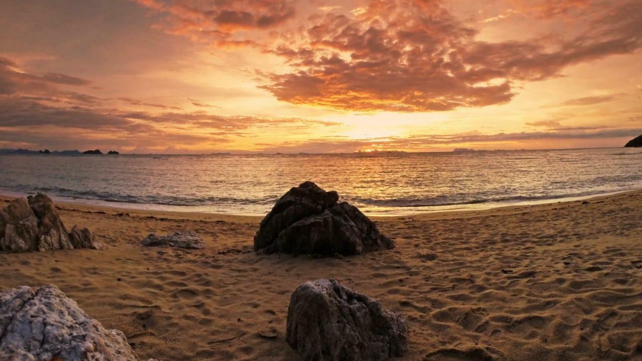 Отель Samui Hills Taling Ngam  Экстерьер фото